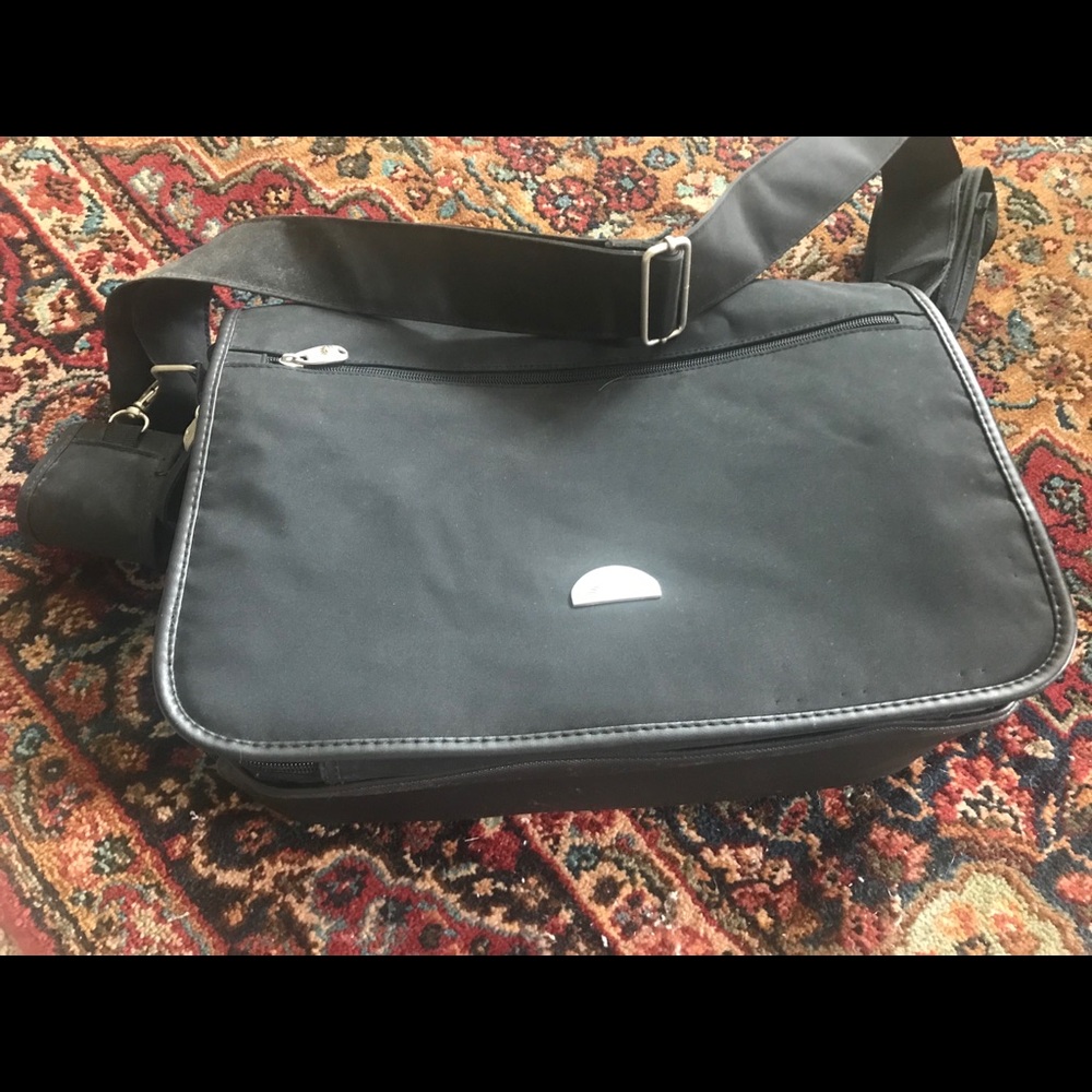 baby innovations diaper bag